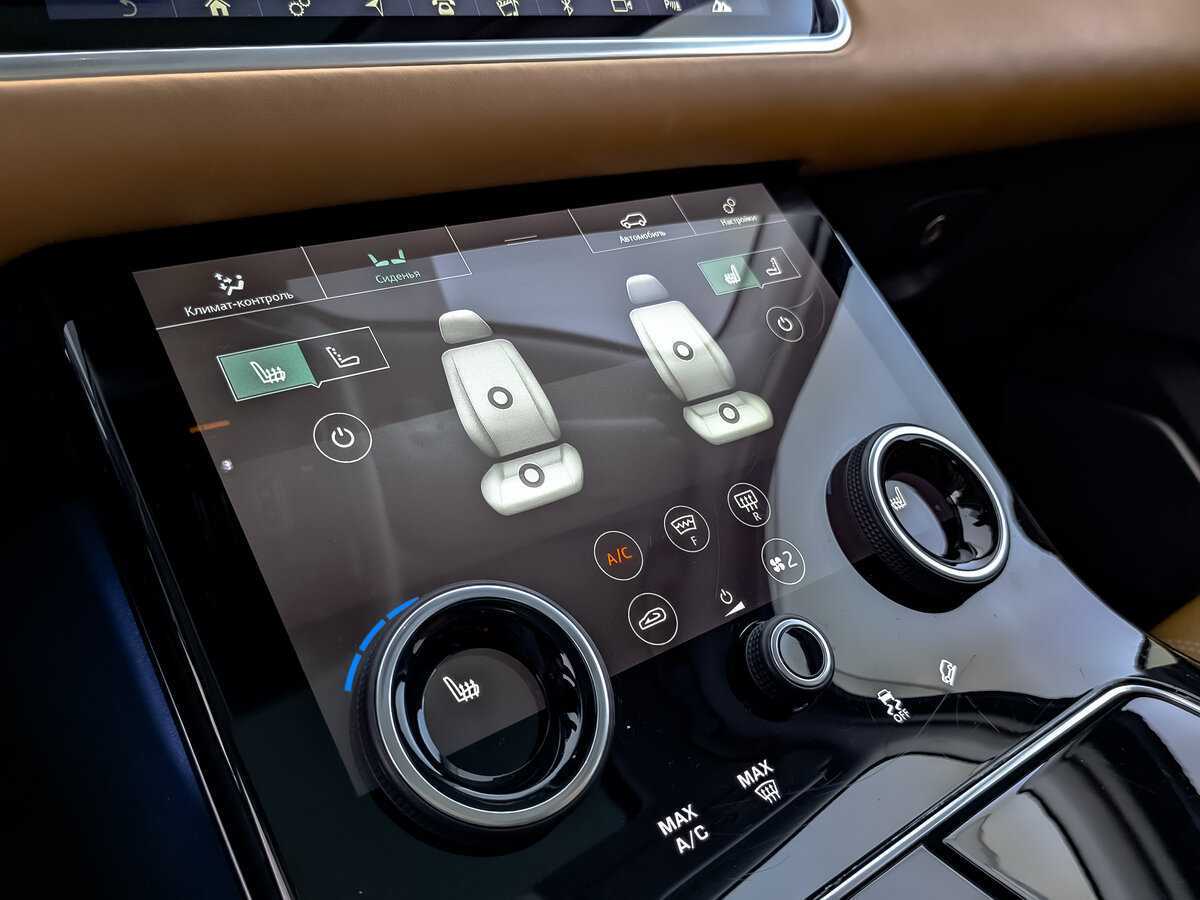 Land Rover Range Rover Velar 2017 года с пробегом. Фото: #25