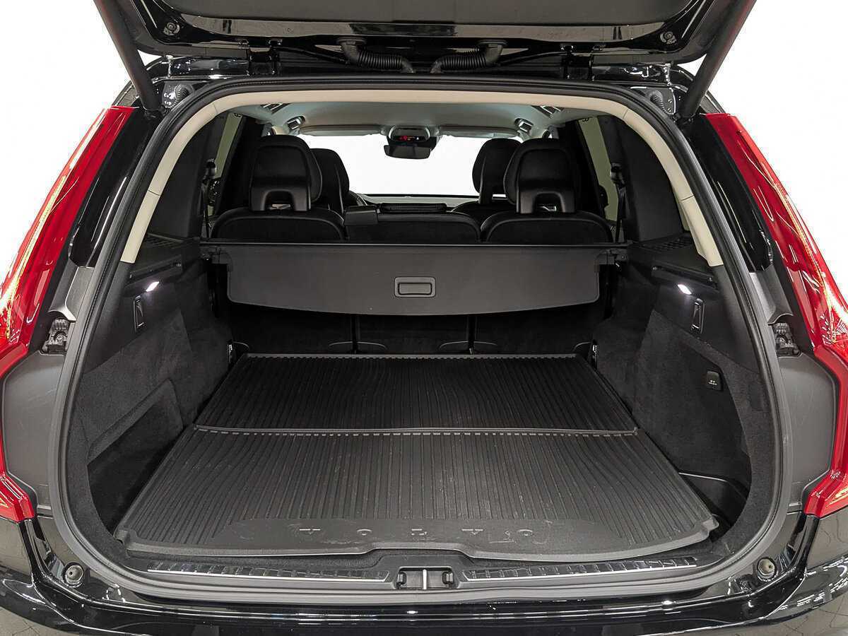 Volvo XC90 2020 года с пробегом. Фото: #9