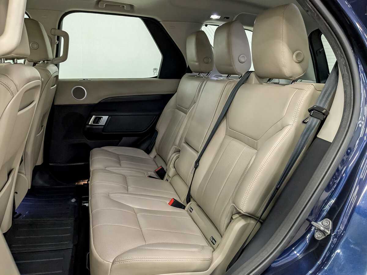 Land Rover Discovery 2018 года с пробегом. Фото: #11