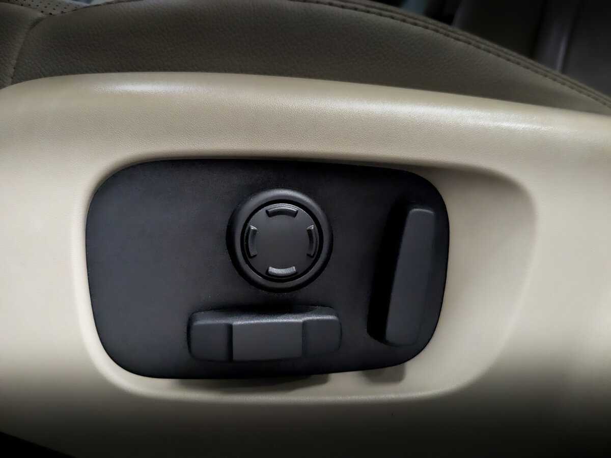 Land Rover Discovery 2018 года с пробегом. Фото: #20