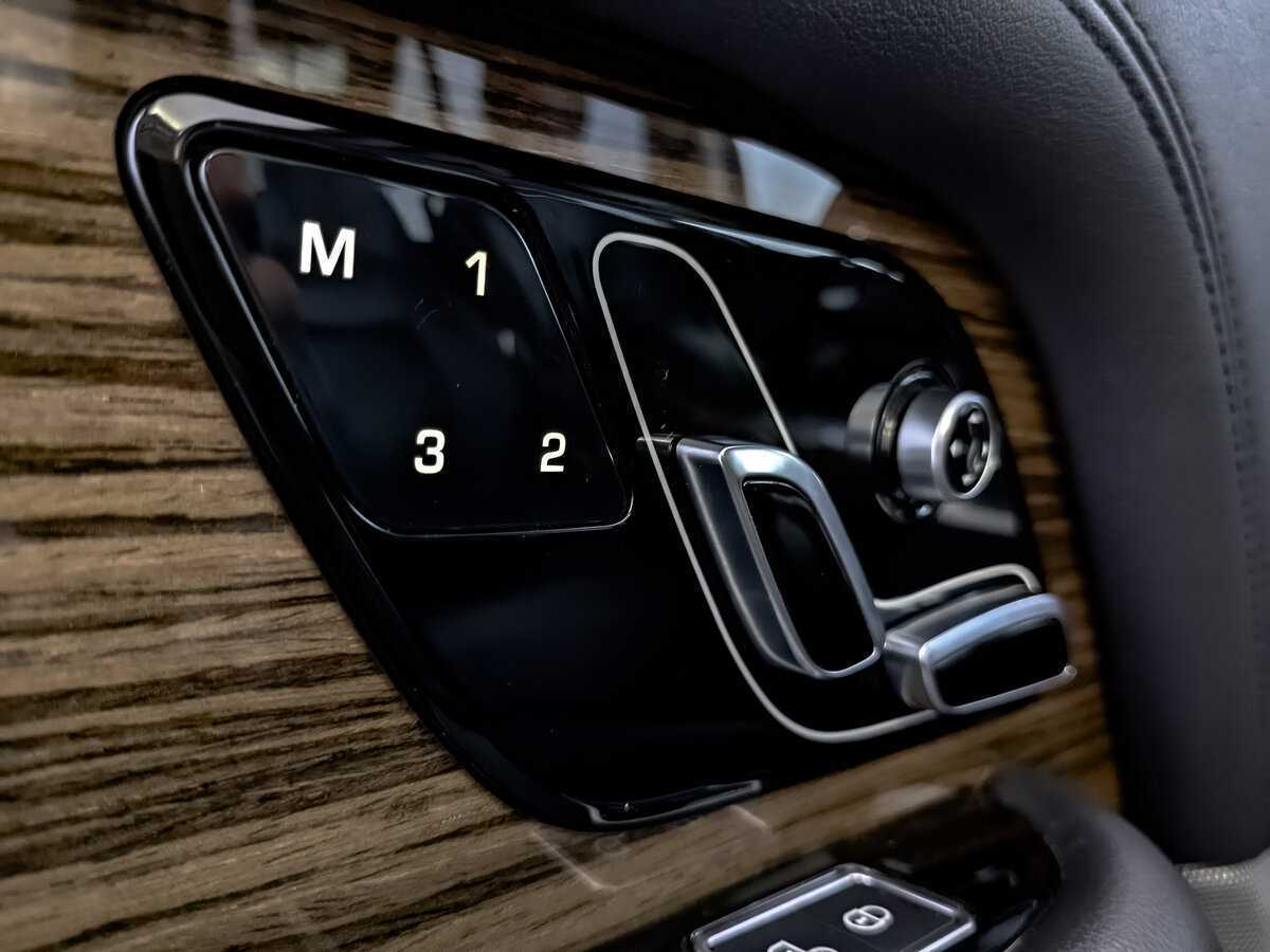 Land Rover Range Rover 2018 года с пробегом. Фото: #24