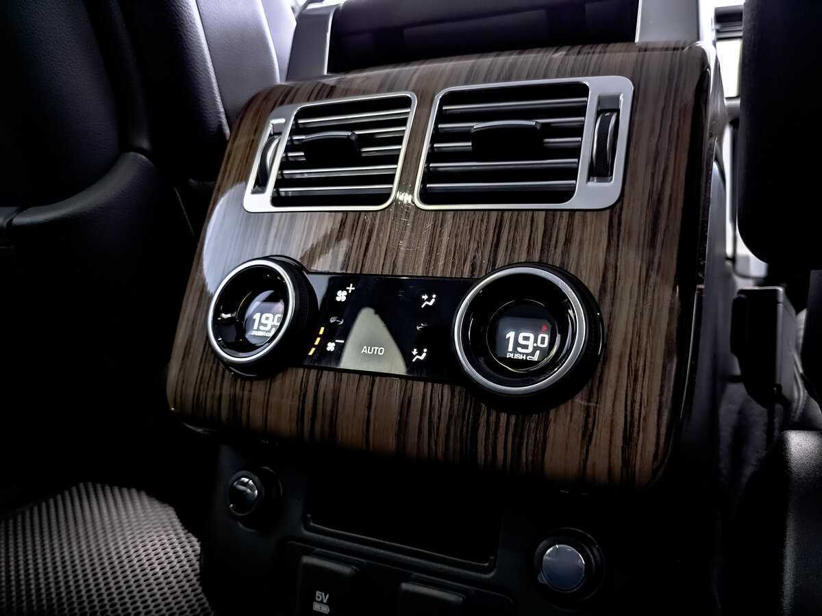 Land Rover Range Rover 2018 года с пробегом. Фото: #28