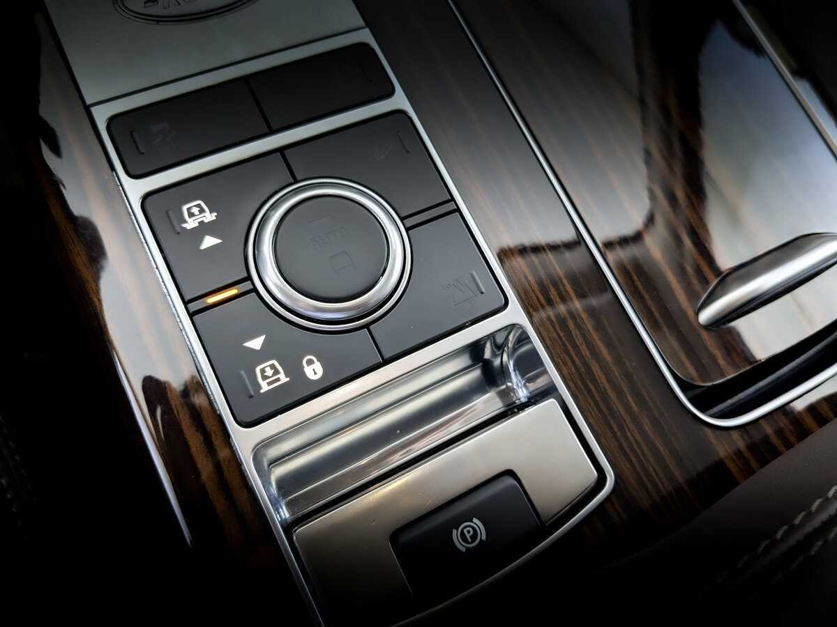 Land Rover Range Rover 2020 года с пробегом. Фото: #29