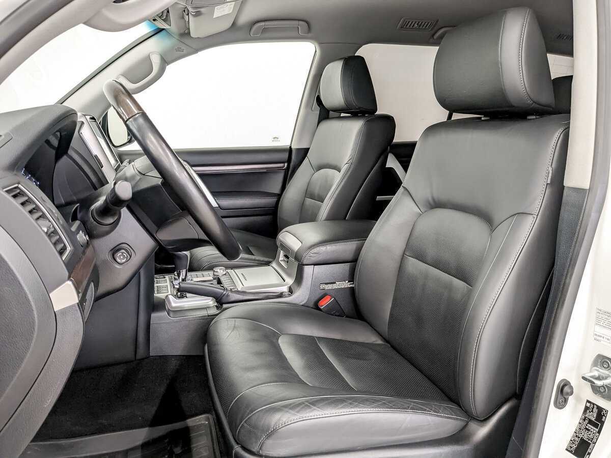 Toyota Land Cruiser 2020 года с пробегом. Фото: #19