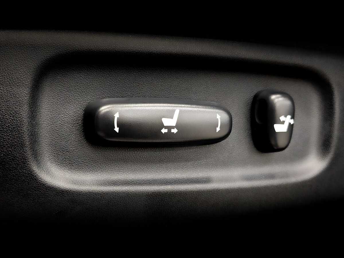 Toyota Land Cruiser 2020 года с пробегом. Фото: #20