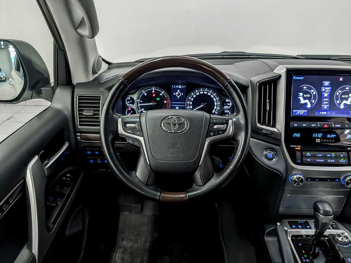 Toyota Land Cruiser 2020 года с пробегом. Фото: #21