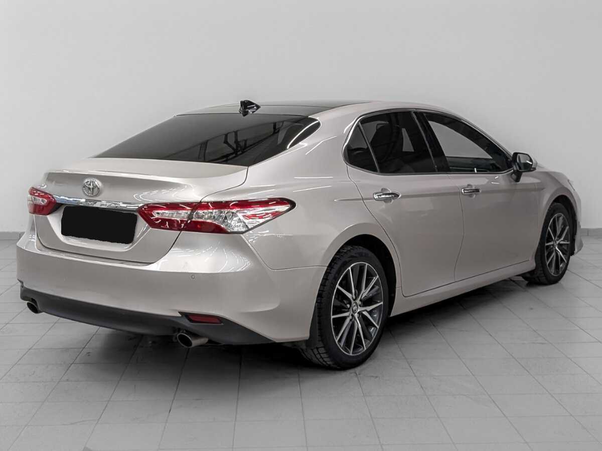 Toyota Camry 2022 года с пробегом. Фото: #4