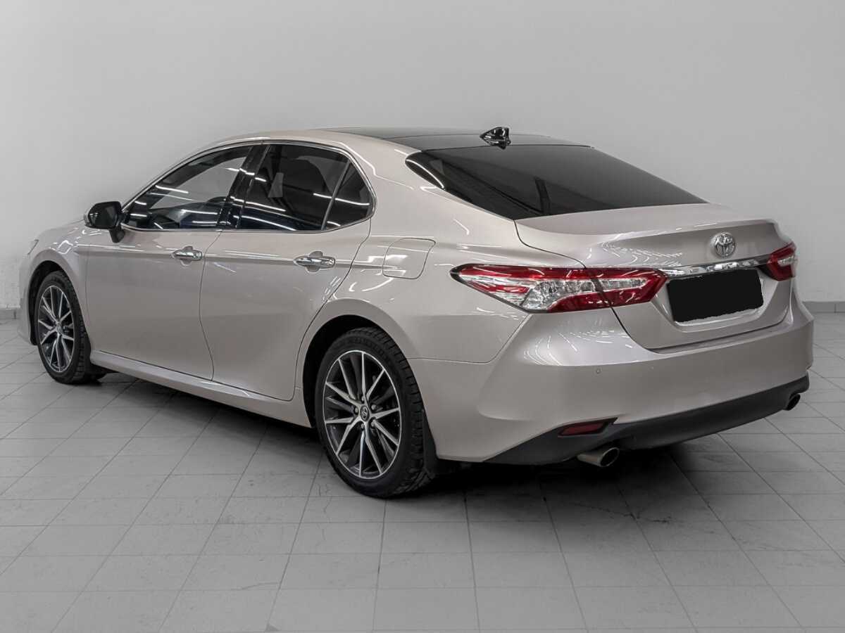 Toyota Camry 2022 года с пробегом. Фото: #6