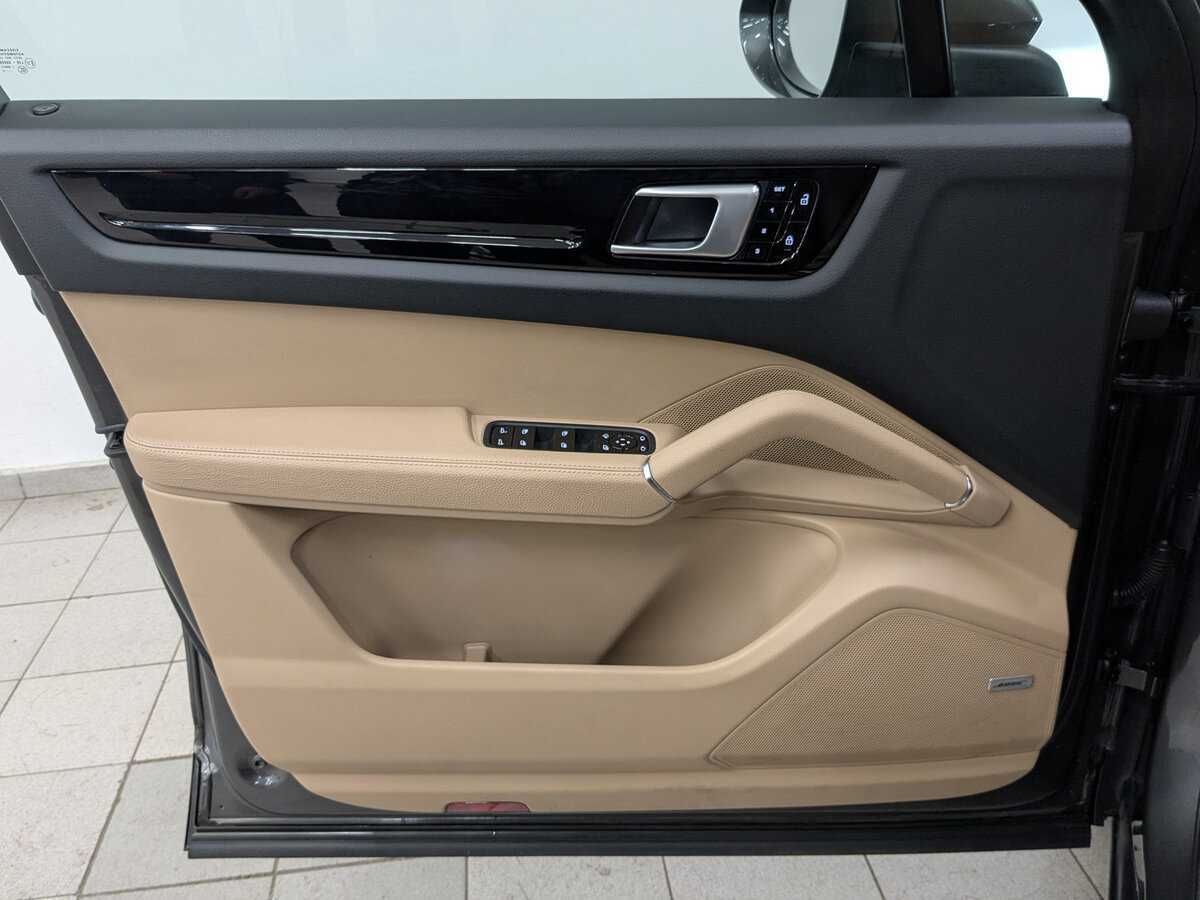 Porsche Cayenne 2020 года с пробегом. Фото: #18