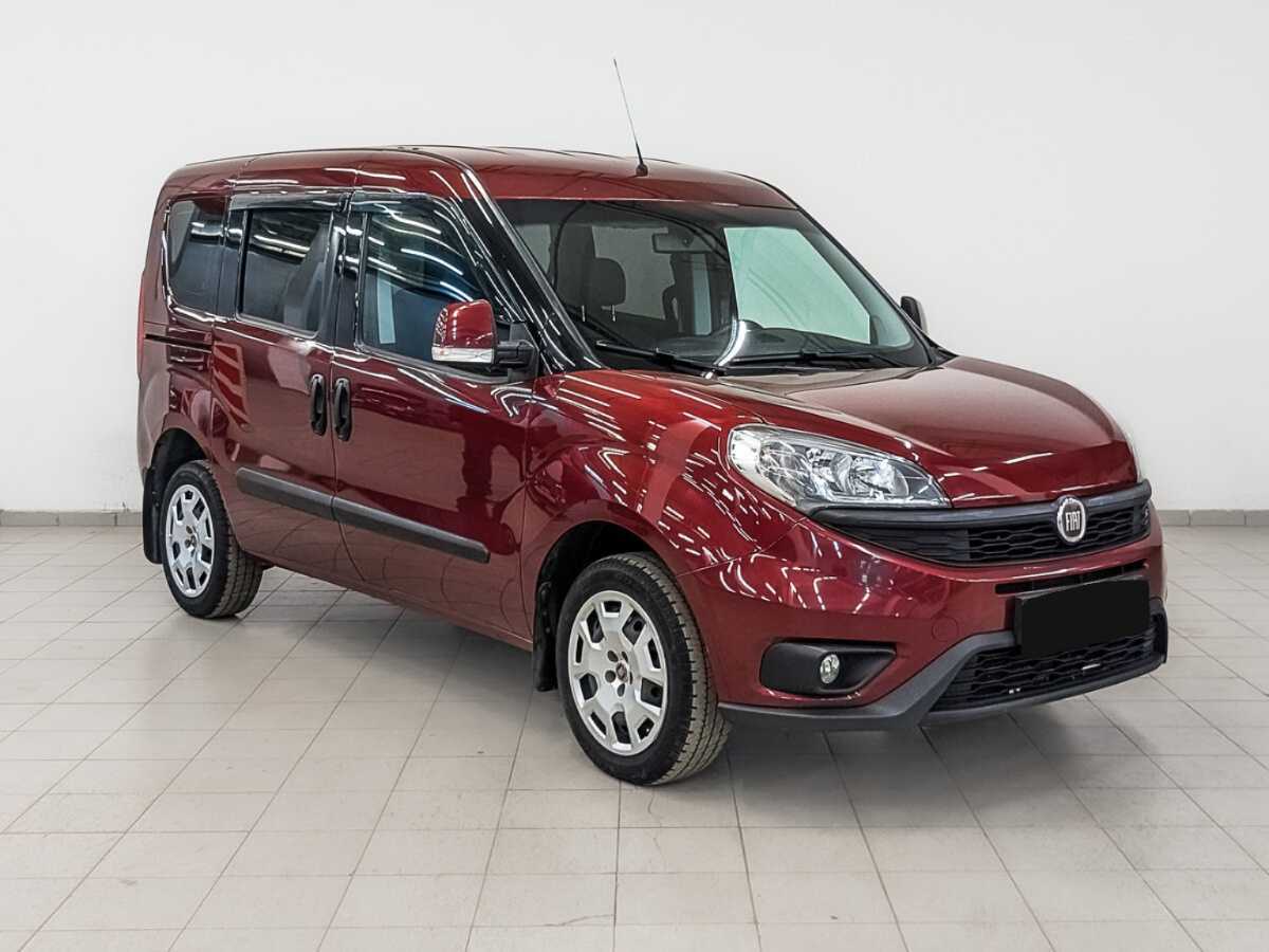 Fiat Doblo 2017 года с пробегом. Фото: #2