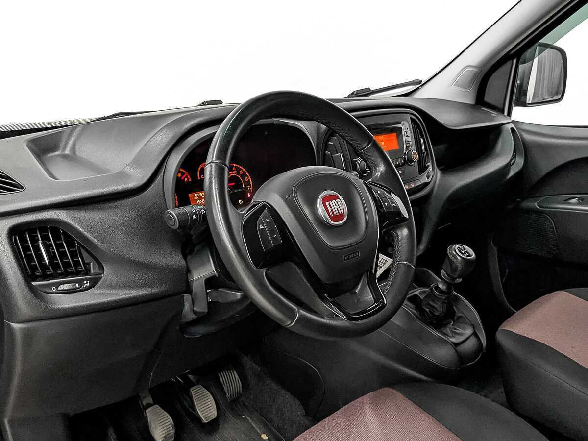 Fiat Doblo 2017 года с пробегом. Фото: #14