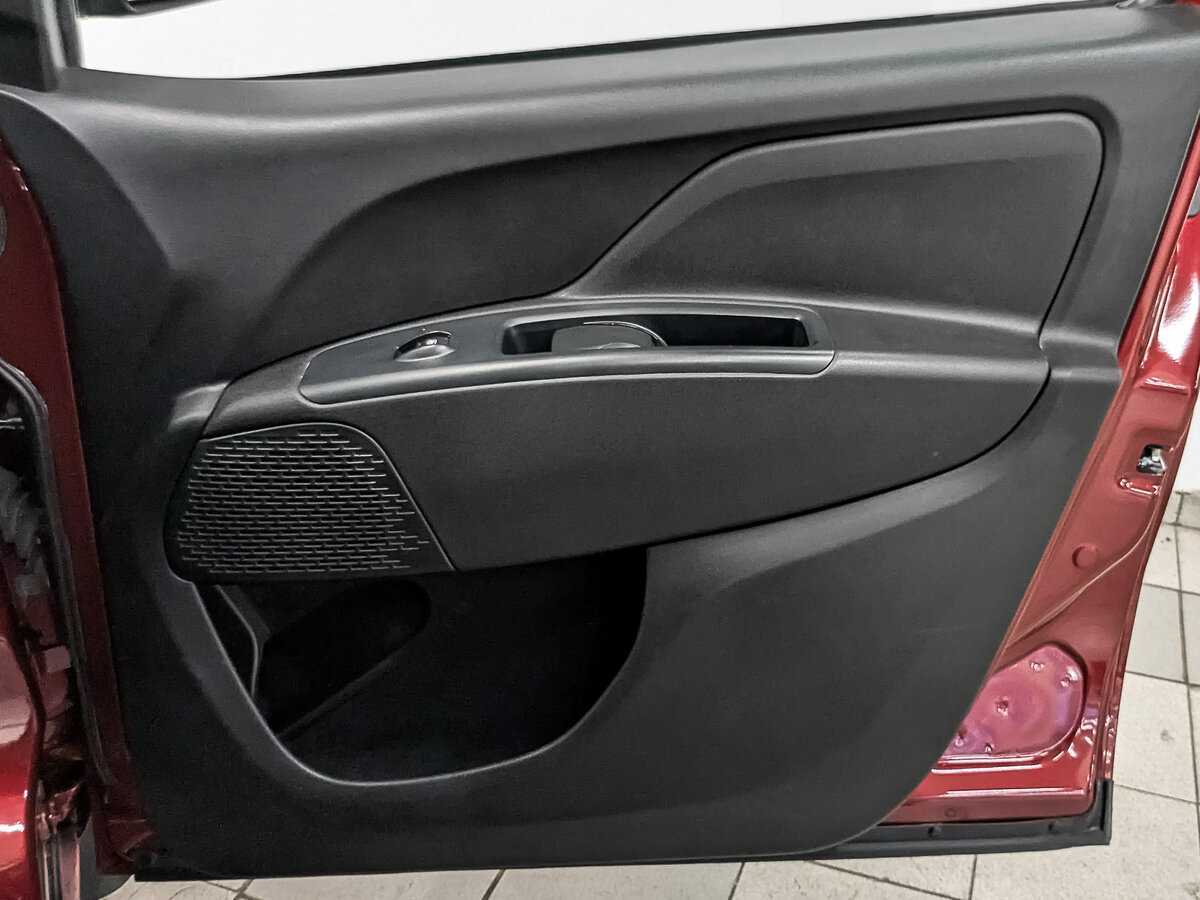 Fiat Doblo 2017 года с пробегом. Фото: #24