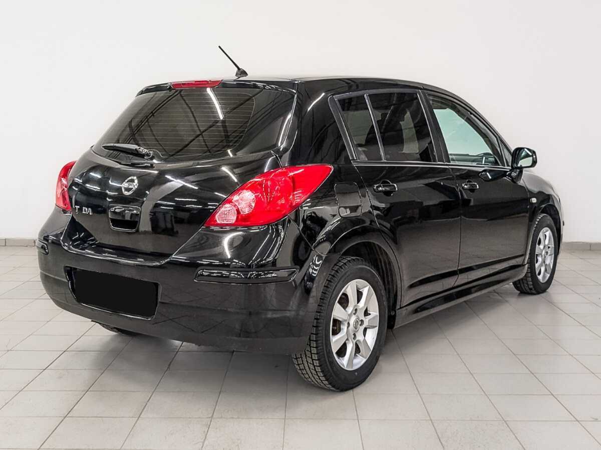 Nissan Tiida 2010 года с пробегом. Фото: #4