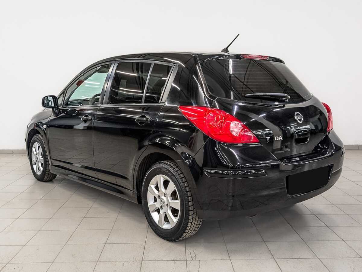 Nissan Tiida 2010 года с пробегом. Фото: #6