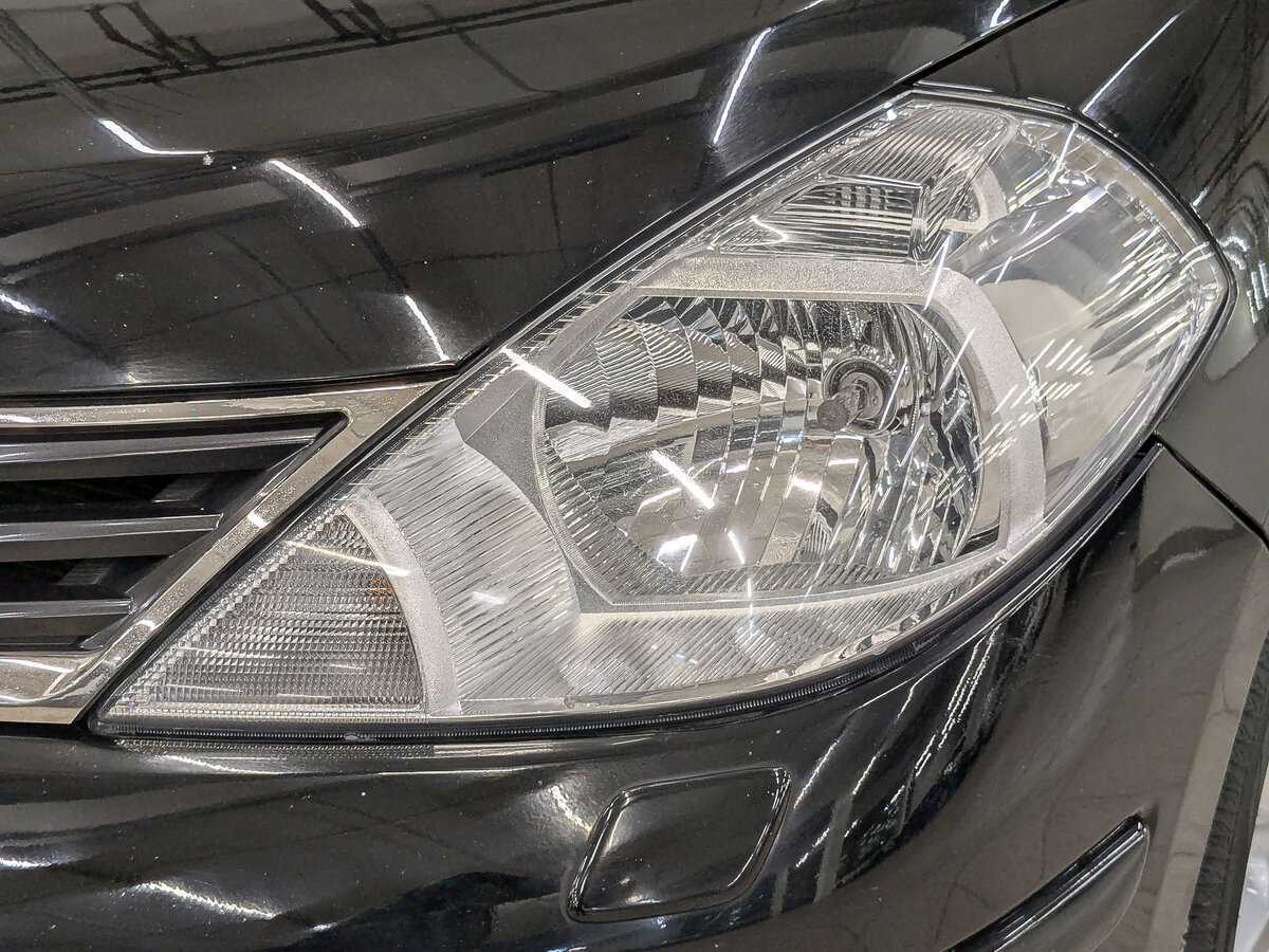 Nissan Tiida 2010 года с пробегом. Фото: #10