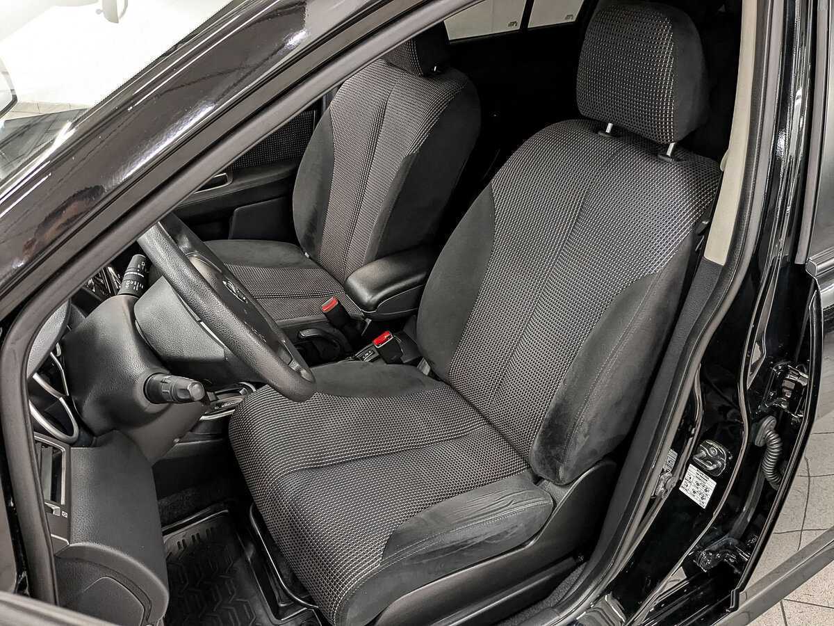 Nissan Tiida 2010 года с пробегом. Фото: #19