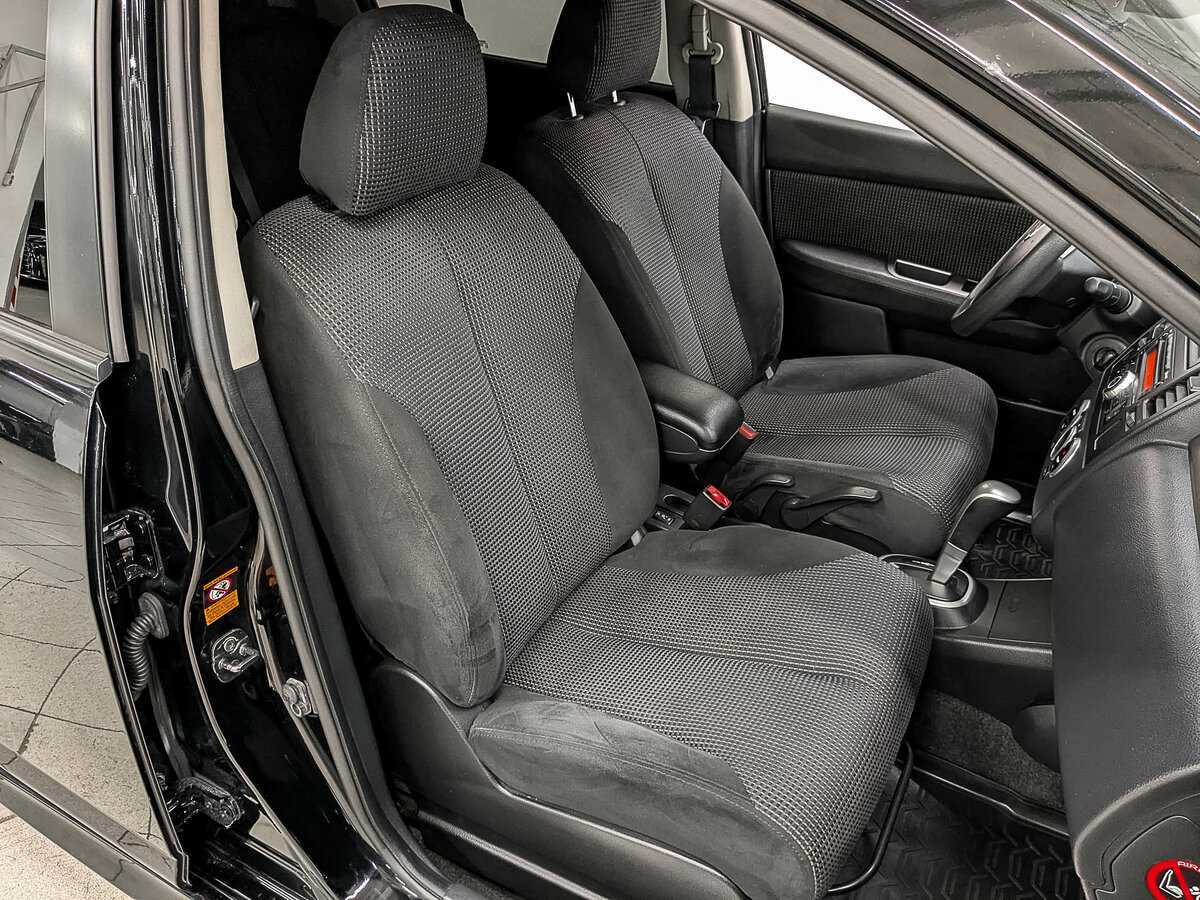 Nissan Tiida 2010 года с пробегом. Фото: #22