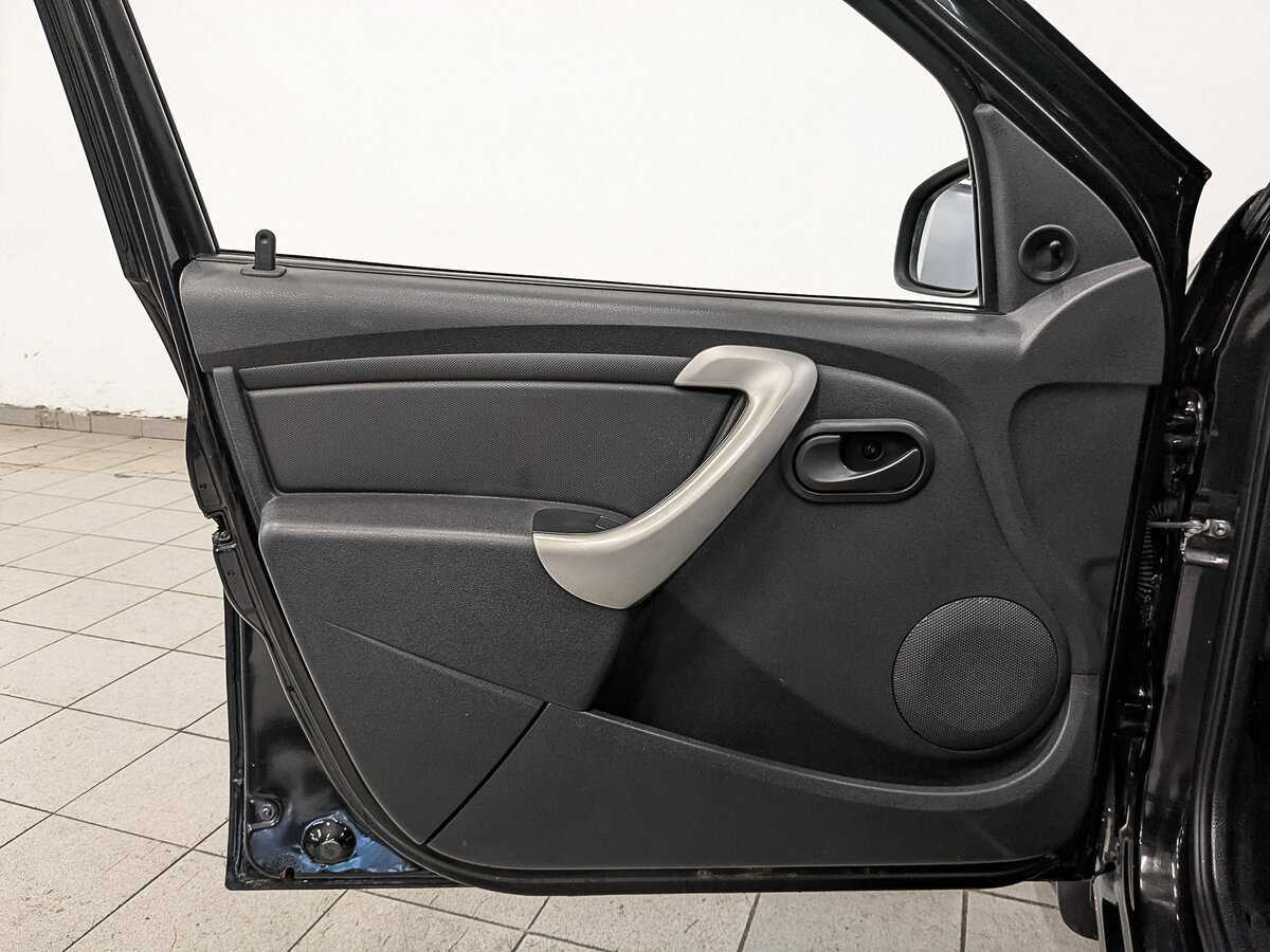 Б/У Рено Сандеро 2012 года. Фото: #18