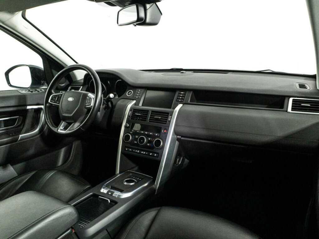 Land Rover Discovery Sport 2019 года с пробегом. Фото: #8