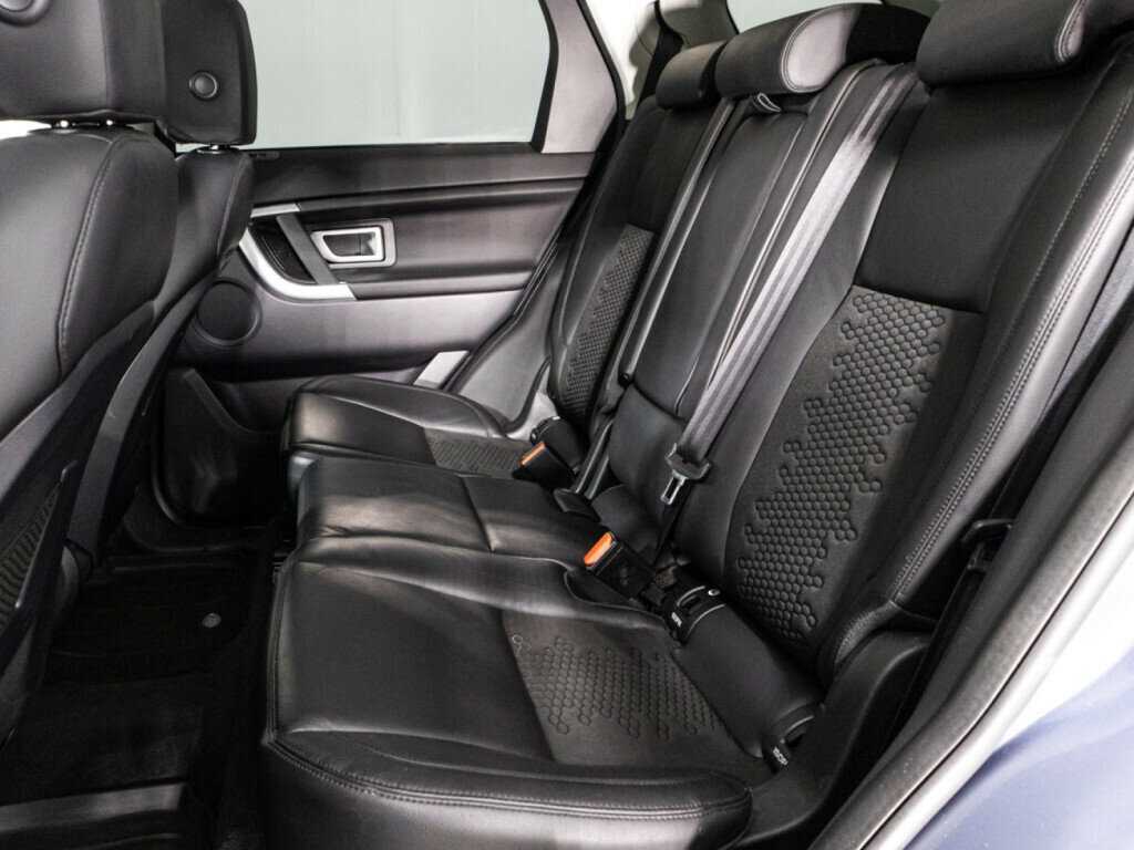 Land Rover Discovery Sport 2019 года с пробегом. Фото: #9