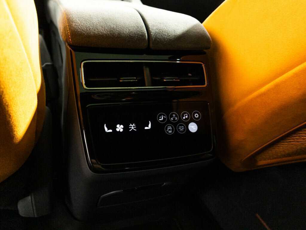 Zeekr 001 2023 года с пробегом. Фото: #25