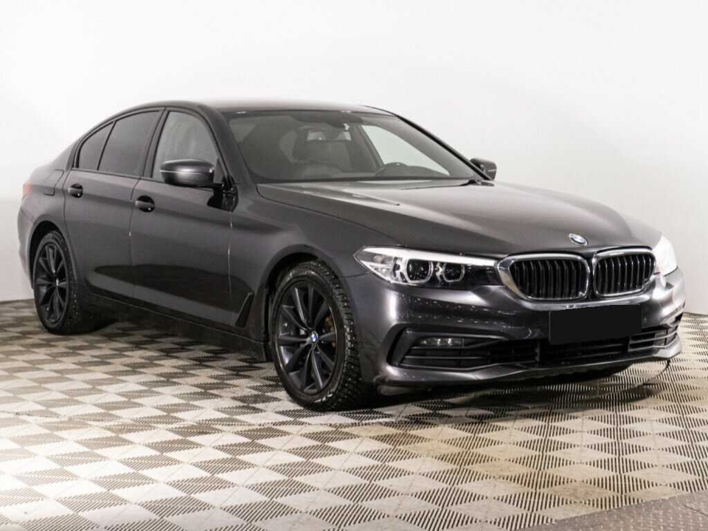 BMW 5 серии 2019 года с пробегом. Фото: #2