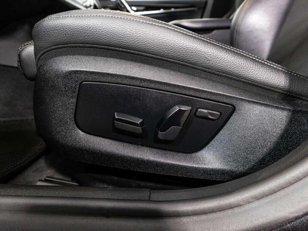 BMW 5 серии 2019 года с пробегом. Фото: #16