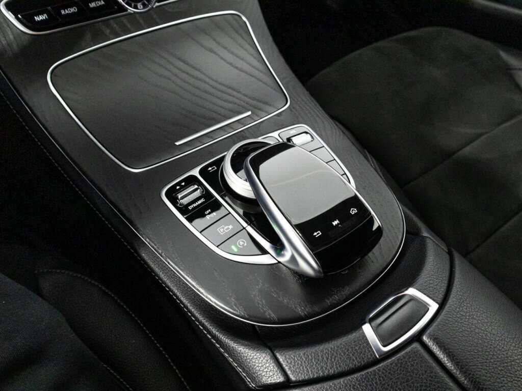 Mercedes-Benz E-Класс 2018 года с пробегом. Фото: #20
