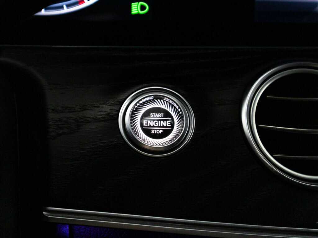 Mercedes-Benz E-Класс 2018 года с пробегом. Фото: #21