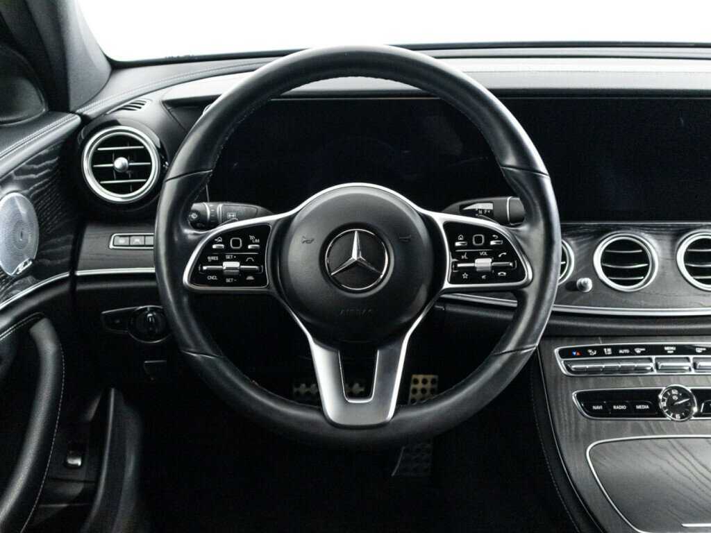 Mercedes-Benz E-Класс 2018 года с пробегом. Фото: #22