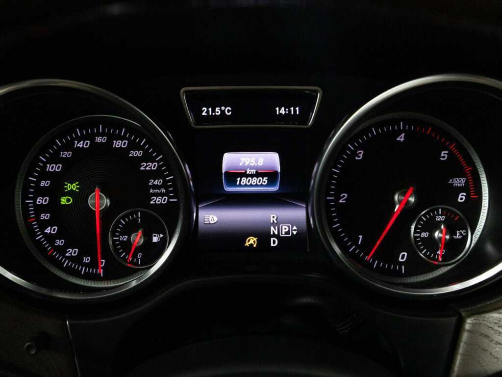 Mercedes-Benz GLE 2015 года с пробегом. Фото: #11