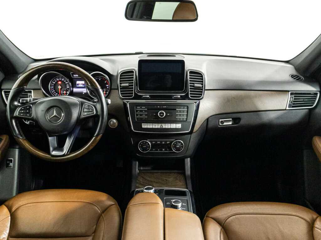 Mercedes-Benz GLE 2015 года с пробегом. Фото: #12