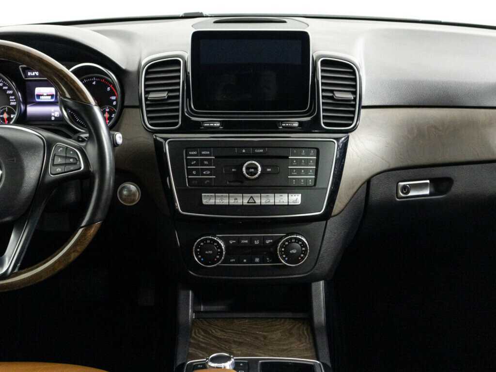 Mercedes-Benz GLE 2015 года с пробегом. Фото: #13