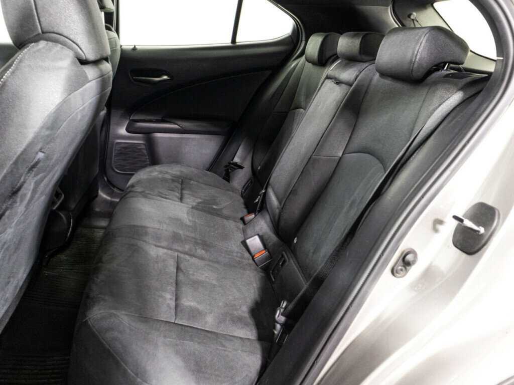 Lexus UX 2019 года с пробегом. Фото: #9