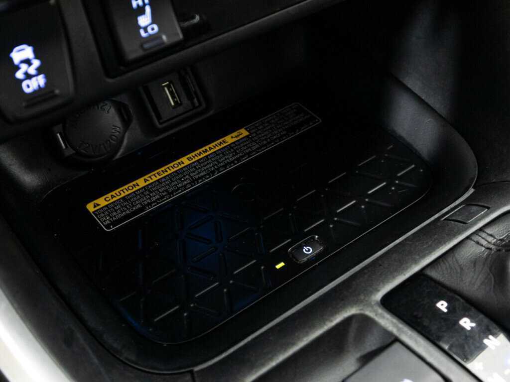 Toyota RAV4 2022 года с пробегом. Фото: #20