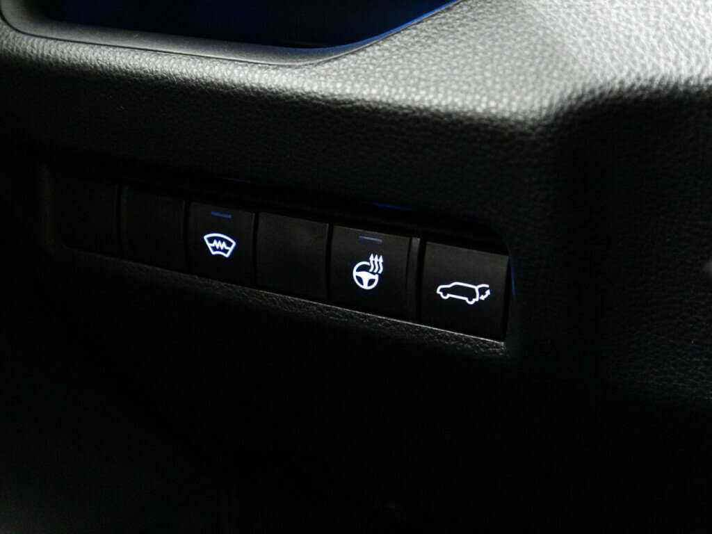 Toyota RAV4 2022 года с пробегом. Фото: #23