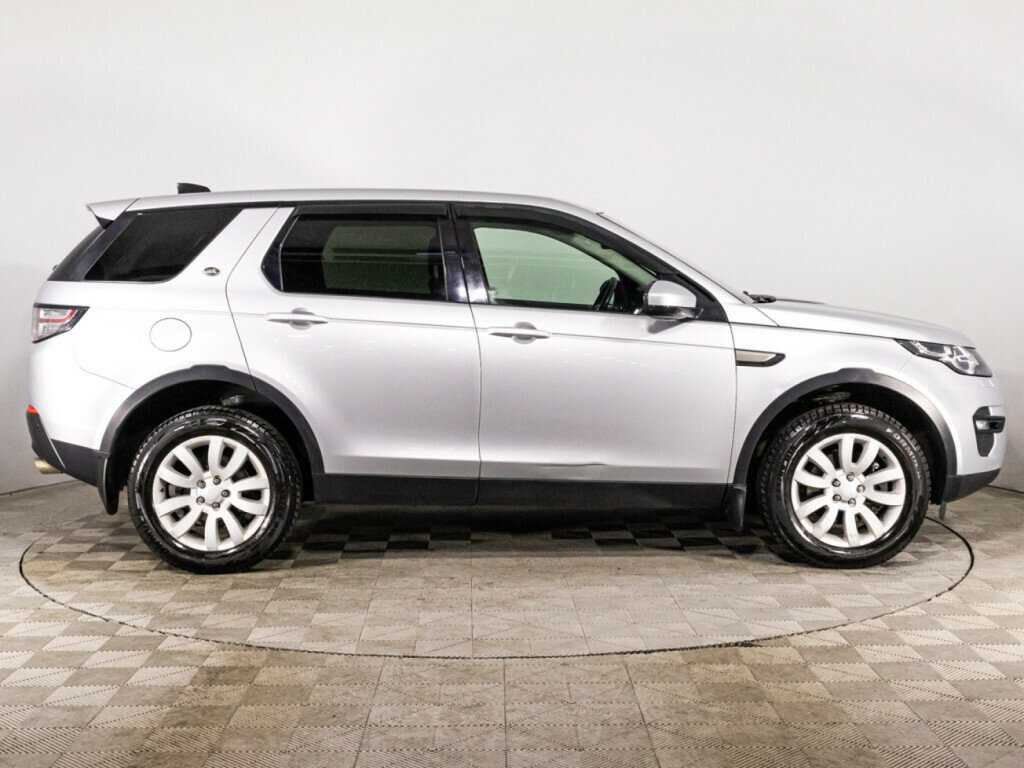 Land Rover Discovery Sport 2019 года с пробегом. Фото: #3