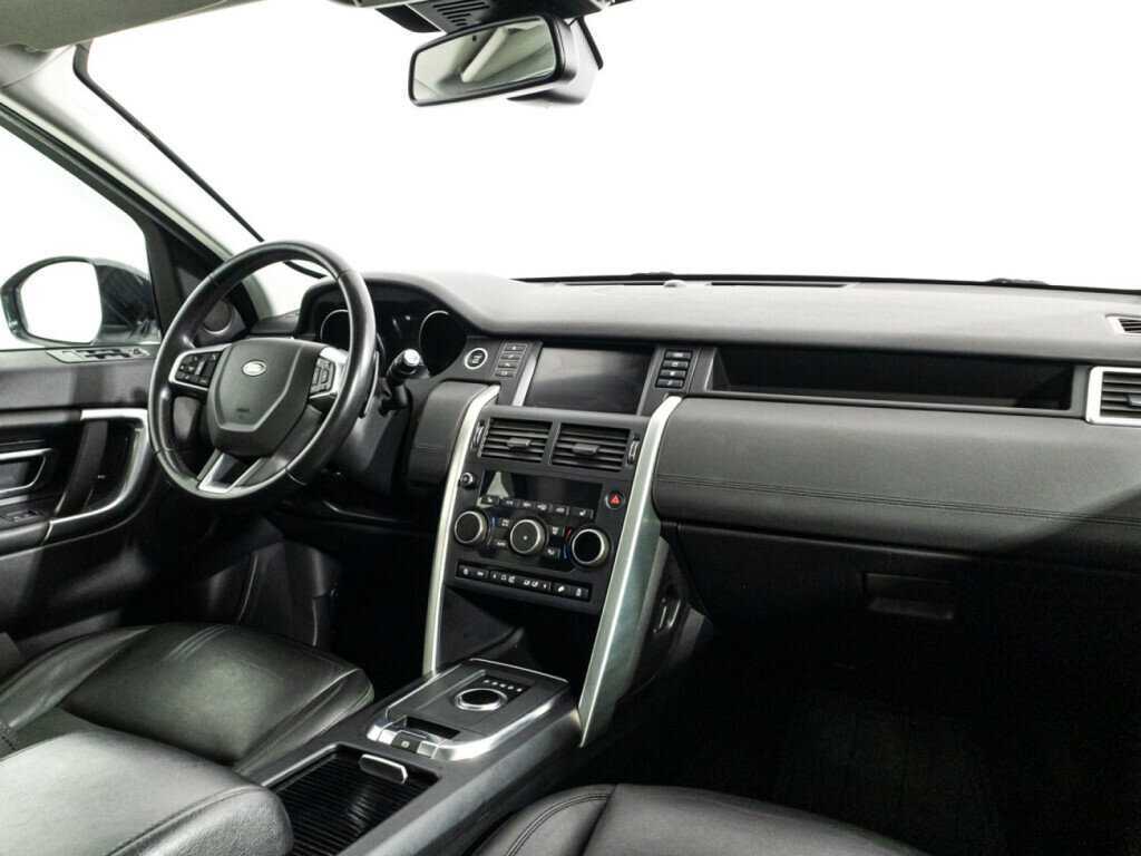 Land Rover Discovery Sport 2019 года с пробегом. Фото: #8