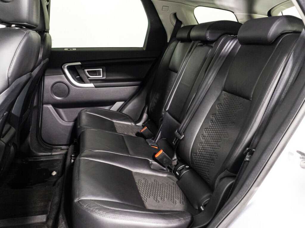 Land Rover Discovery Sport 2019 года с пробегом. Фото: #9