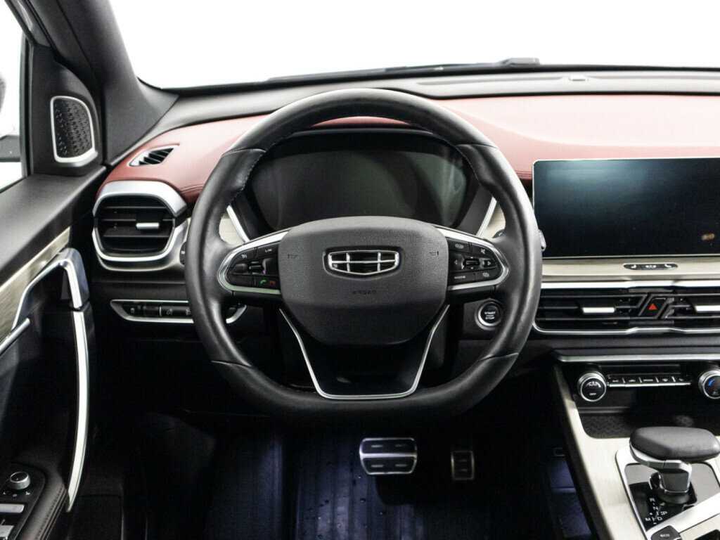 Geely Coolray 2023 года с пробегом. Фото: #22