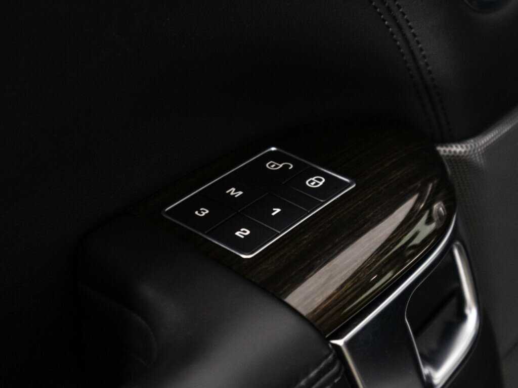 Land Rover Range Rover Sport 2018 года с пробегом. Фото: #18