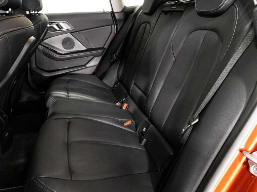 BMW 2 серии 2023 года с пробегом. Фото: #9