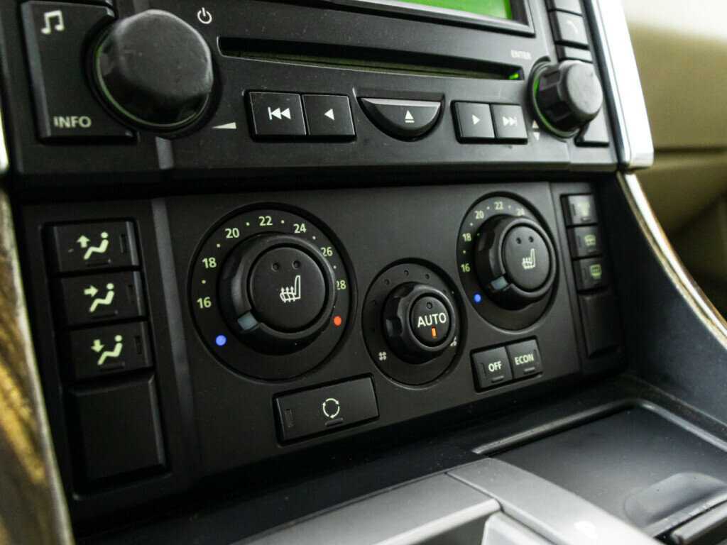 Land Rover Range Rover Sport 2008 года с пробегом. Фото: #17