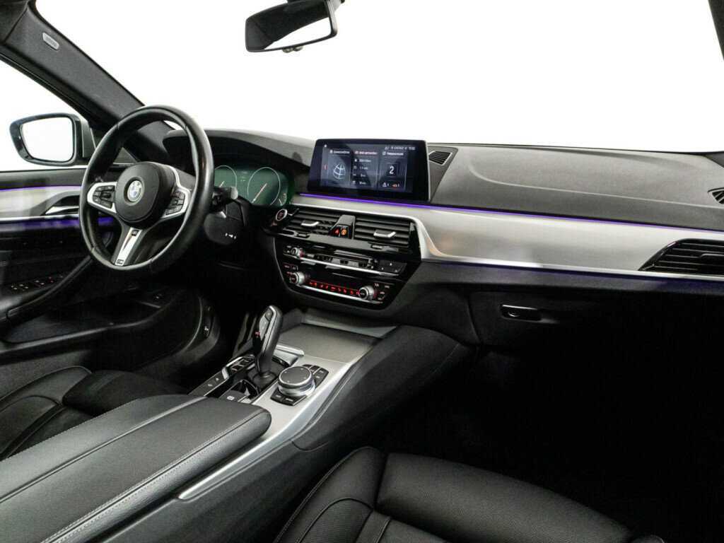 BMW 5 серии 2020 года с пробегом. Фото: #8