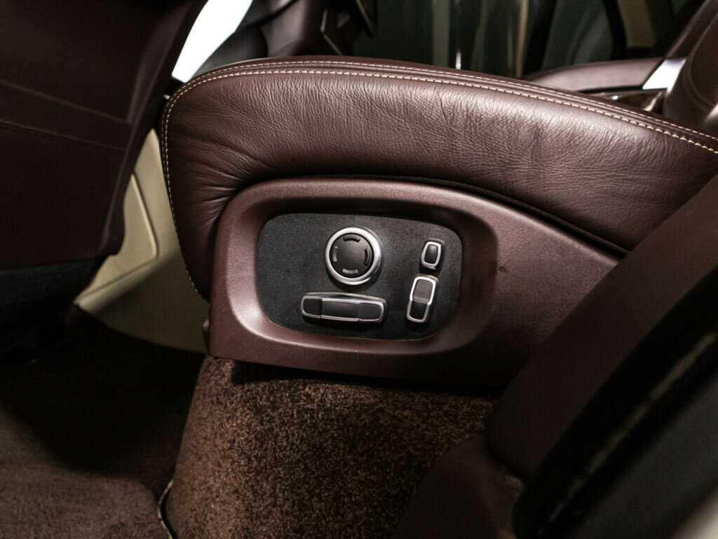 Land Rover Range Rover 2016 года с пробегом. Фото: #18