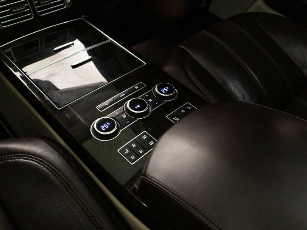 Land Rover Range Rover 2016 года с пробегом. Фото: #28