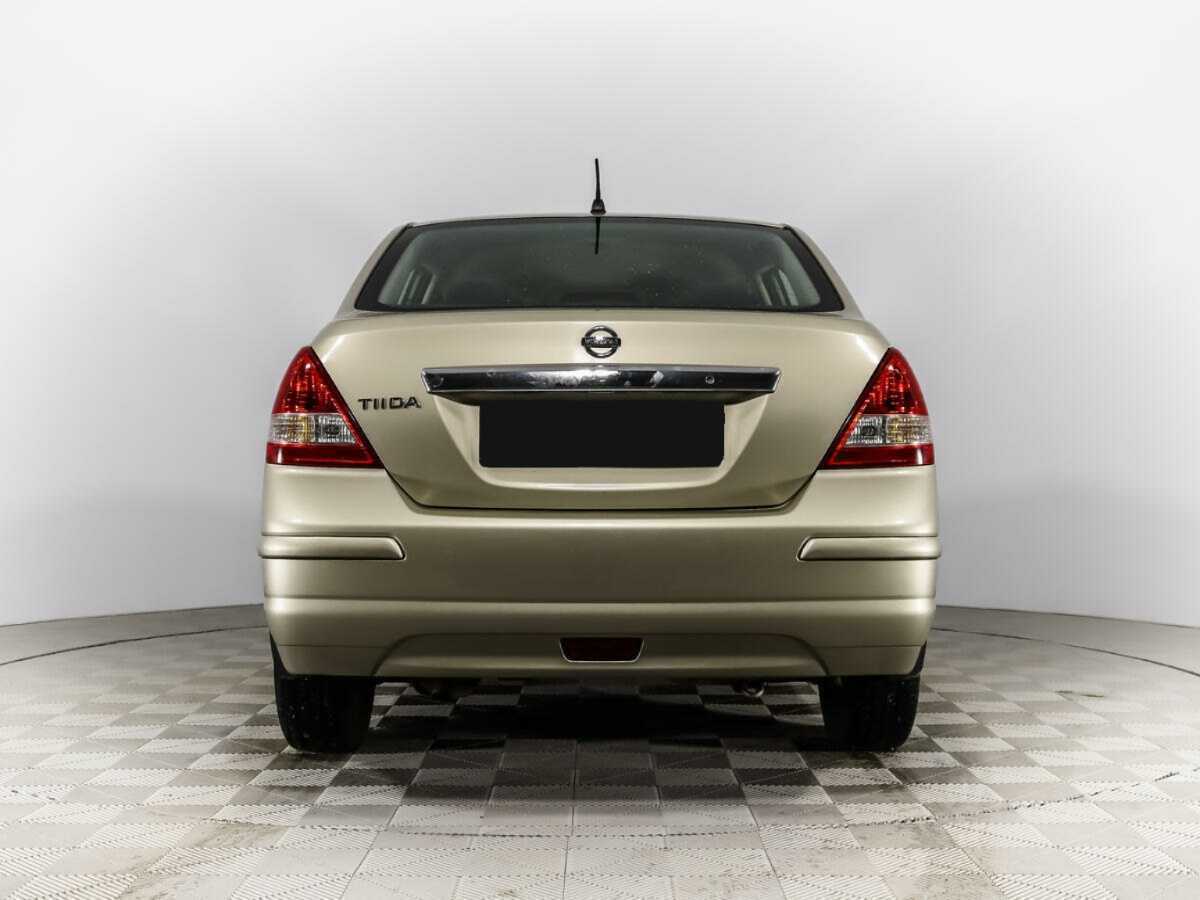 Nissan Tiida 2011 года с пробегом. Фото: #4