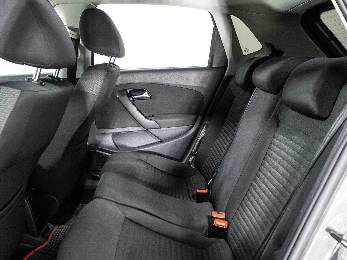 Volkswagen Polo 2010 года с пробегом. Фото: #9