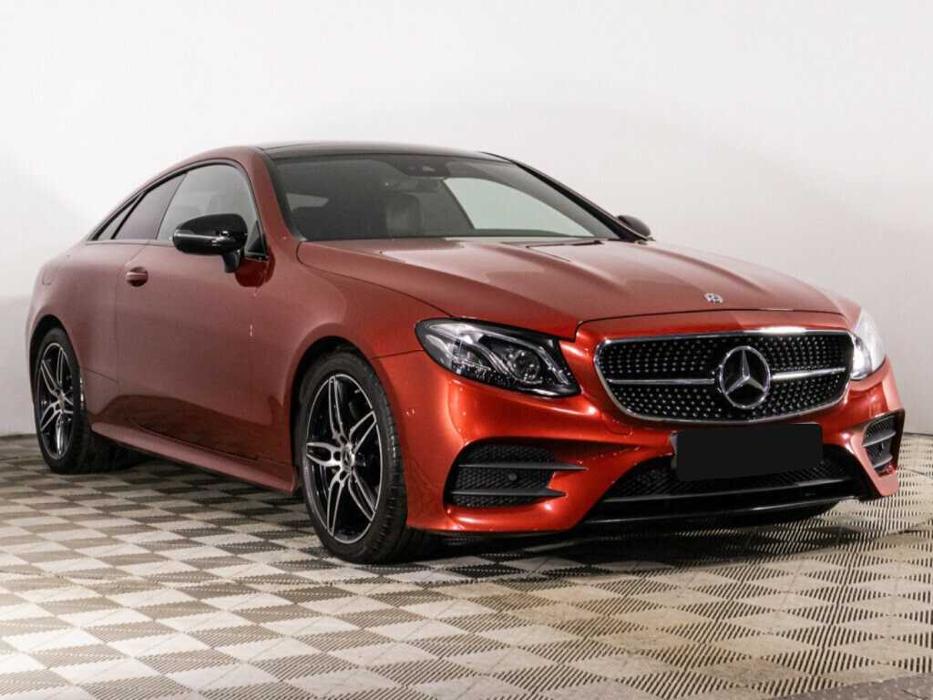 Mercedes-Benz E-Класс 2017 года с пробегом. Фото: #2