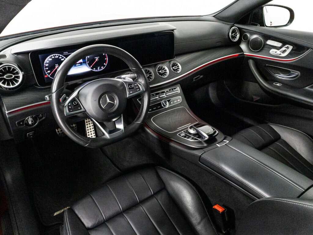 Mercedes-Benz E-Класс 2017 года с пробегом. Фото: #10